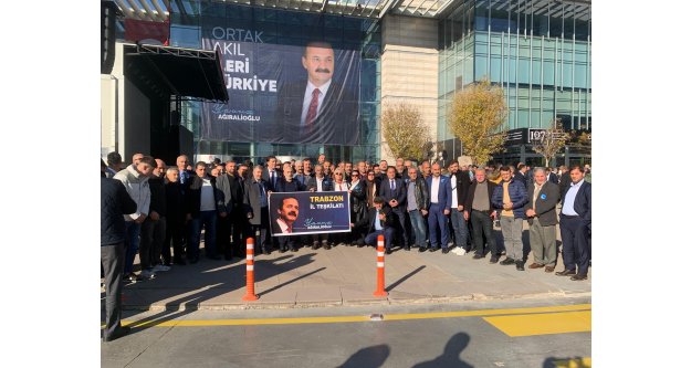 BİNLERCE KİŞİ ANKARA'YA AKTI