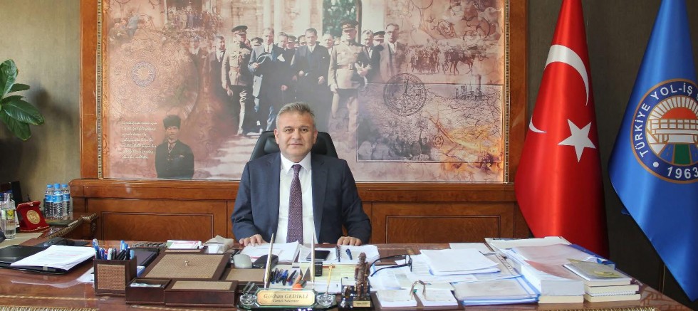 Gökhan Gedikli: “Geçmişimizden aldığımız güçle geleceğe yürümeliyiz” - GÜNDEM
