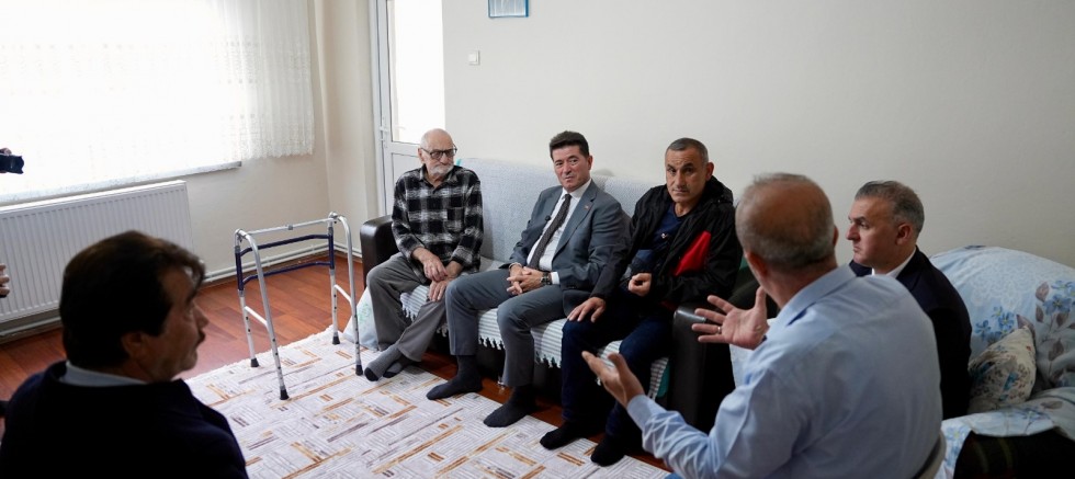 “İHTİYAÇ SAHİBİ VATANDAŞLARIMIZIN YANINDA OLMAK, EN TEMEL GÖREVİMİZ” - GÜNDEM