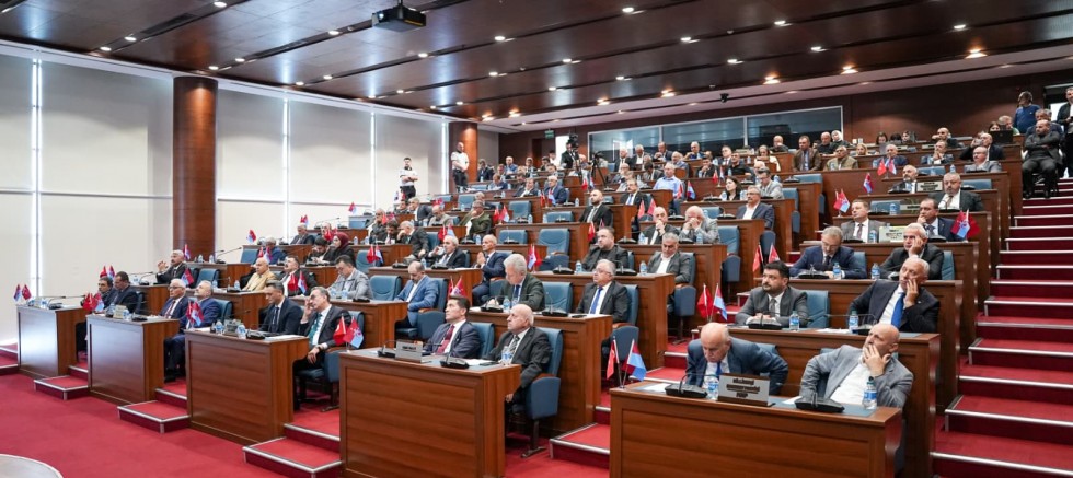 “20 YILDA 4 BİN ETKİNLİK YAPMAK, KAMU YARARINA BİR HİZMET DEĞİL MİDİR?” - GÜNDEM