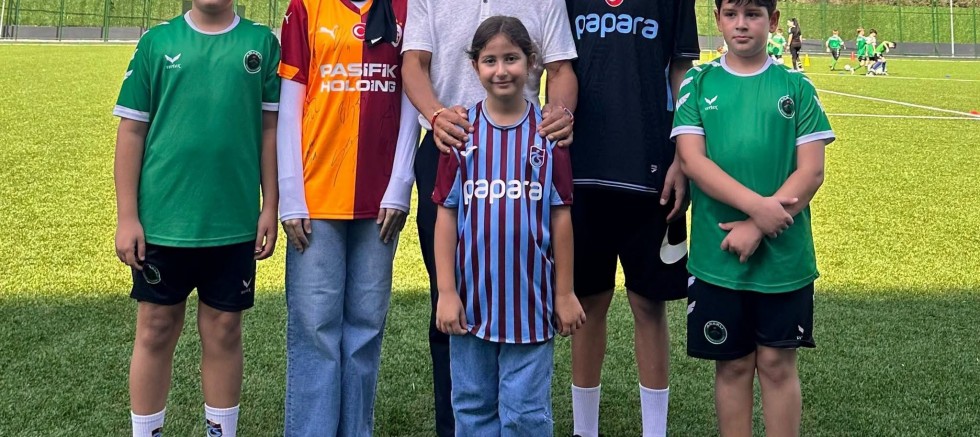 ARAKLISPOR’DAN DİNÇER AZAPHAN’A ONUR ÜYELİĞİ - SPOR