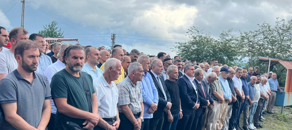 KEMAL FAİZ’İ MAHŞERİ KALABALIK UĞURLADI - GÜNDEM