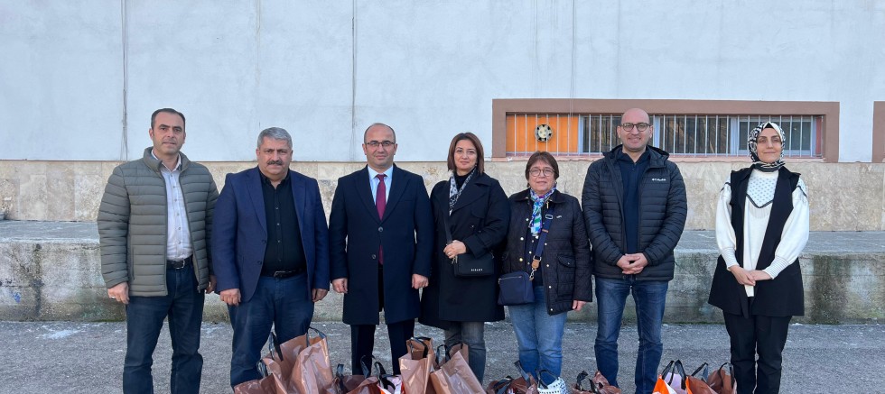 Trabzon Gümüşhaneliler Derneği’nden örnek davranış… - EĞİTİM