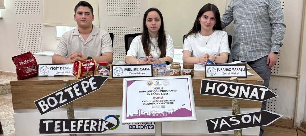 Yener Kaya: “Gençlerimiz; bilgi, cesaret ve ifade gücüyle bizleri gururlandırdı” - EĞİTİM
