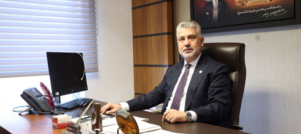 Yılmaz Büyükaydın’dan İstiklal Marşı’nın Kabul Yıl Dönümü Mesajı - GÜNDEM